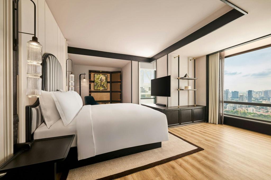 1 Bedroom, Colonial, Loft, Suite, King Bed, City View