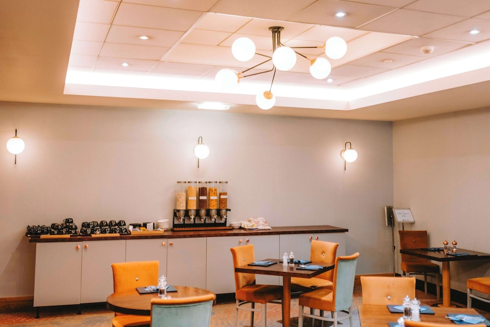 The Bolton Stadium Hotel, a member of Radisson Individuals 43/57