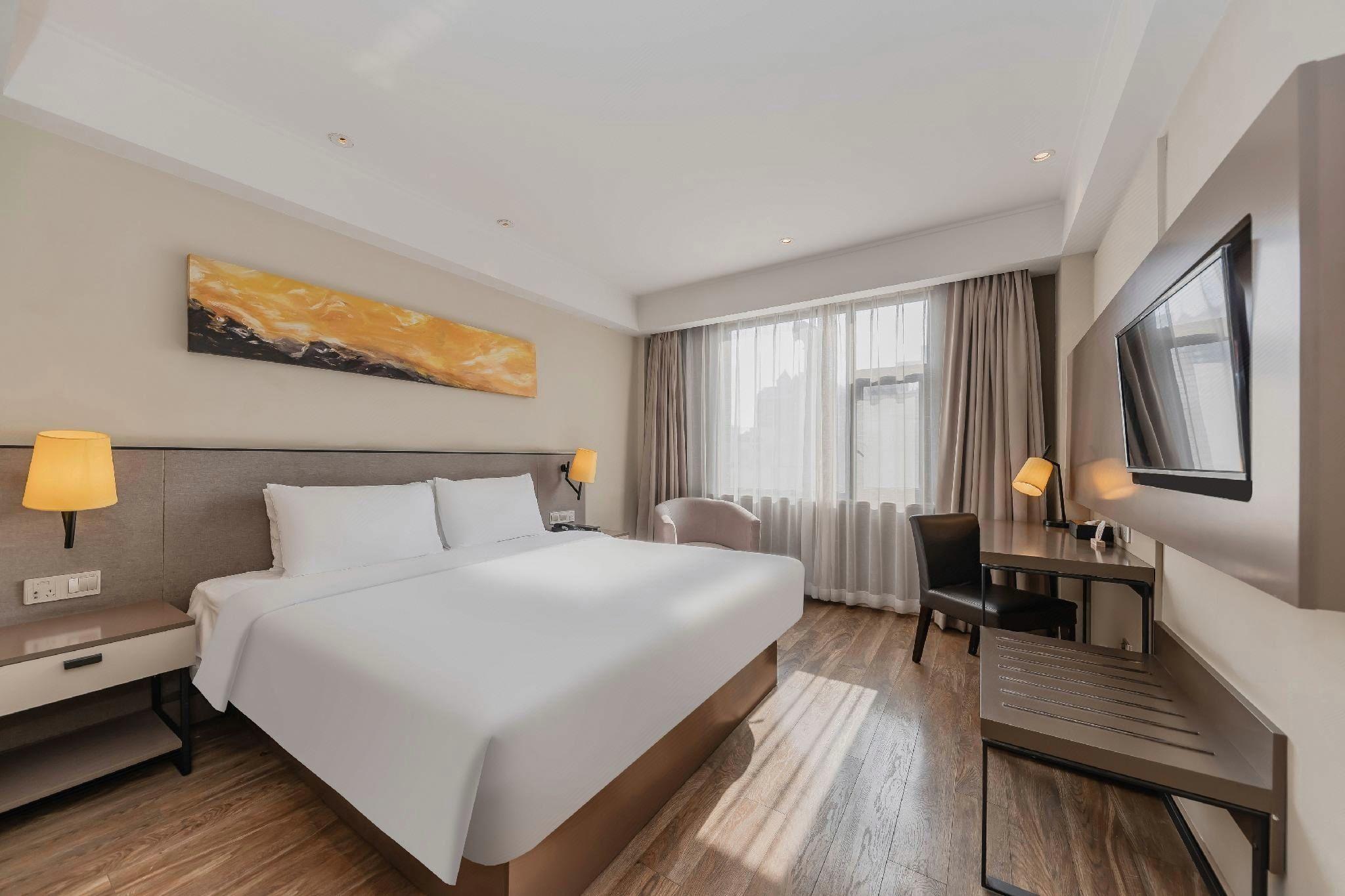 Home Inn Plus (Nanjing Xinjiekou) 17/29