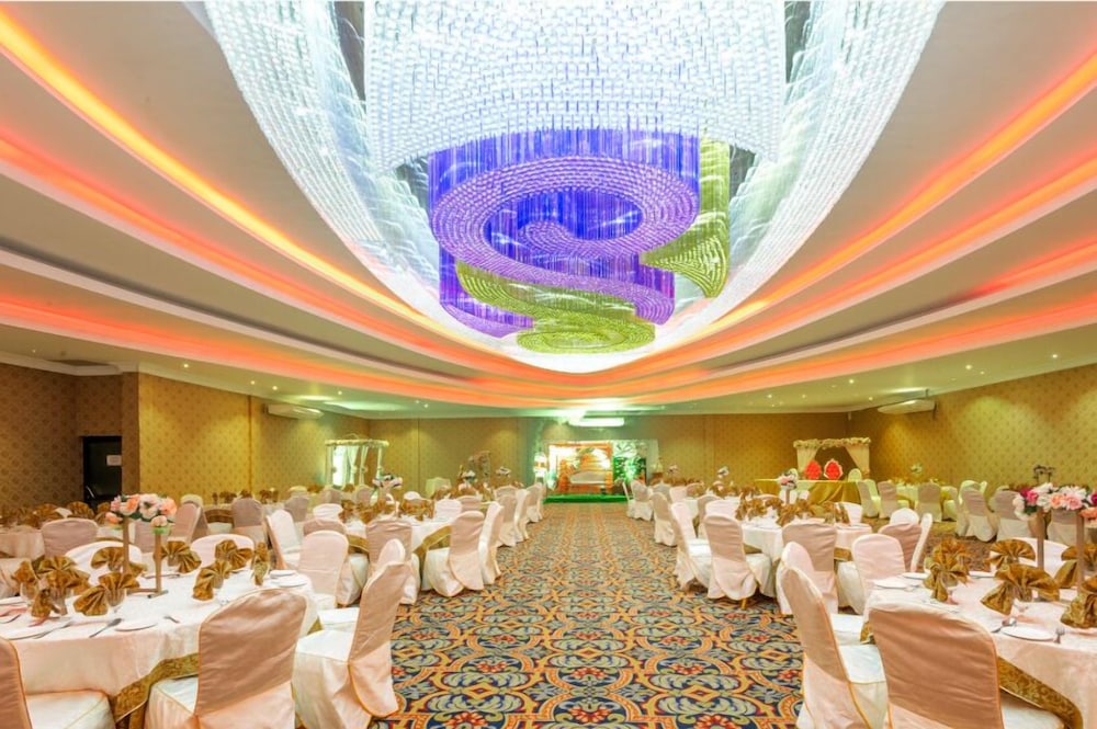 Heritage Hotel 34/50