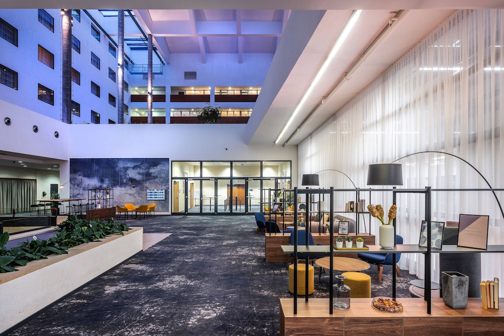 Courtyard By Marriott Prague Airport 30/59
