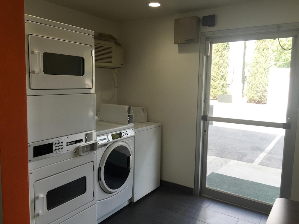 Motel6 Oroville, CA 34/48