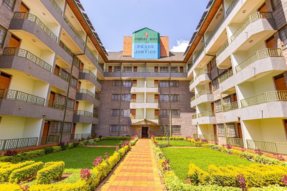 Desmond Tutu Guest House 22/23