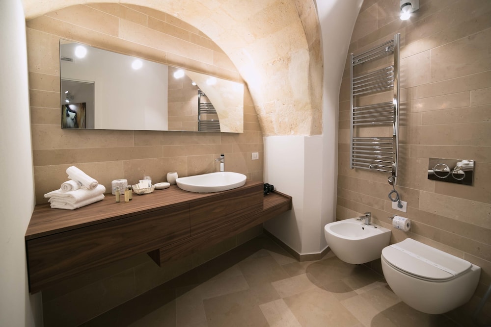 Albergo del Sedile 64/67