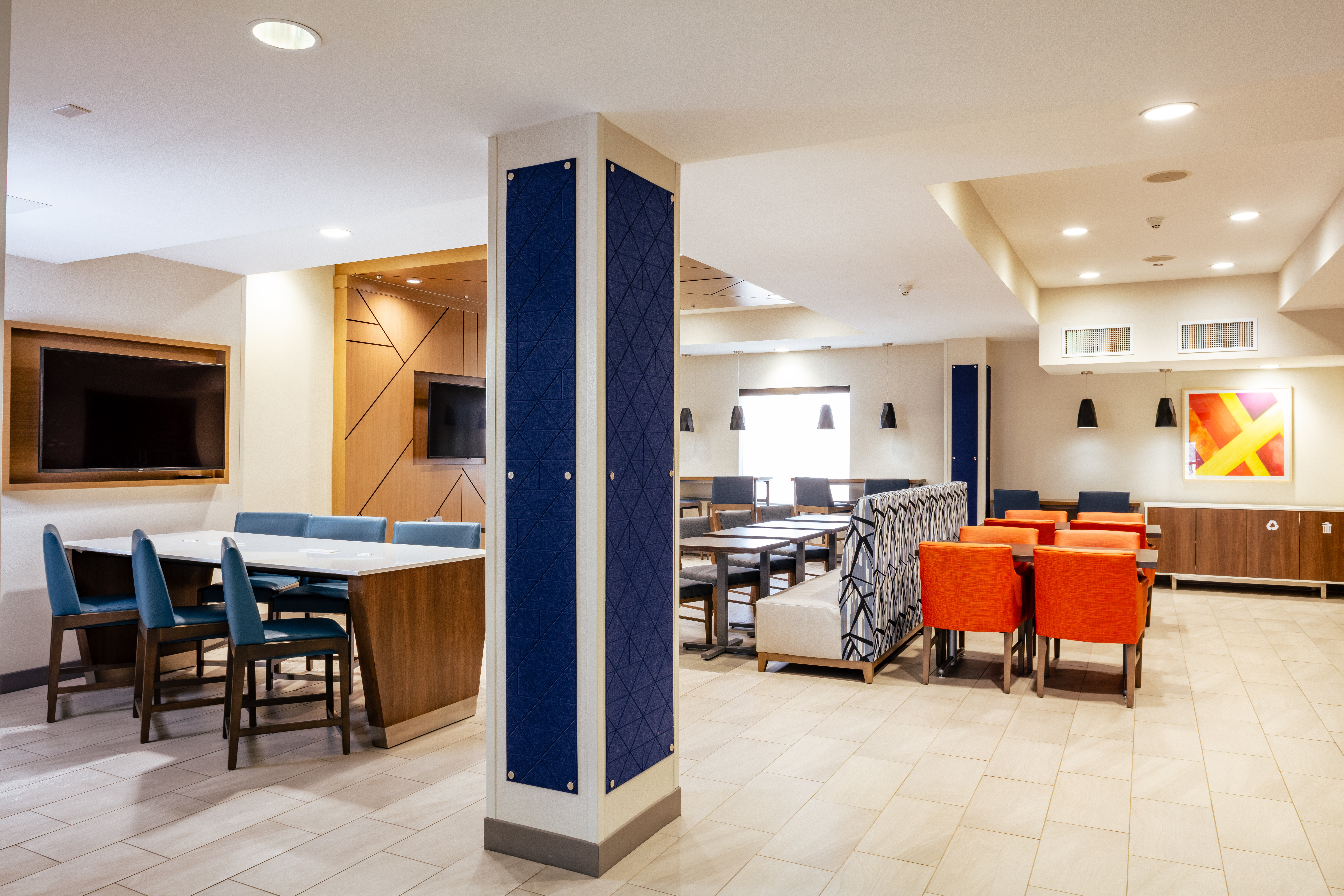 Holiday Inn Express Hotel & Suites El Paso West 30/36