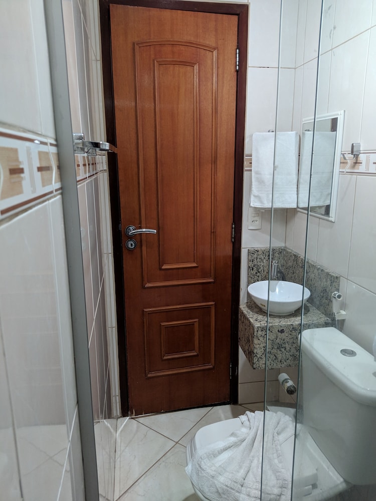 Pousada Residencia Dos Sonhos 48/50