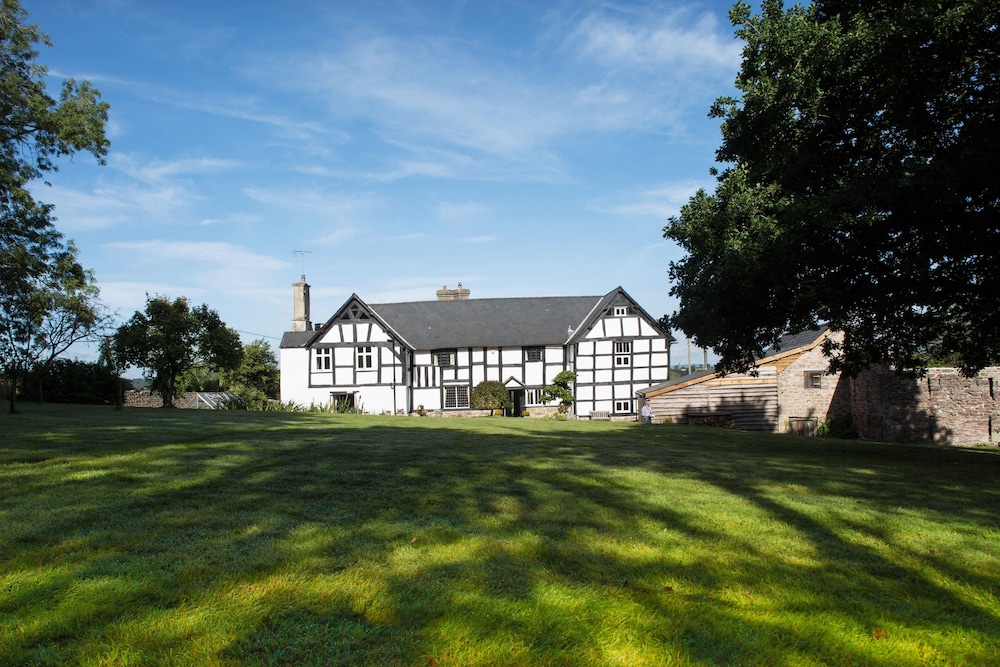 Lower Wythall B&B 44/50
