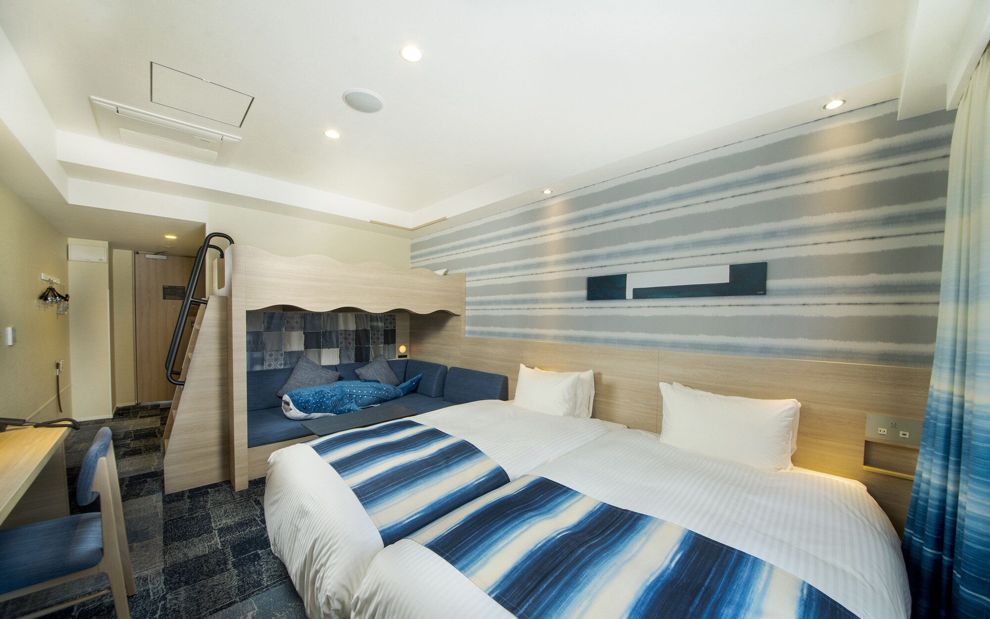 غرفة عائلية بسريرين منفصلين وسرير بطابقين، Hotel Torifito Naha Asahibashi 7/10