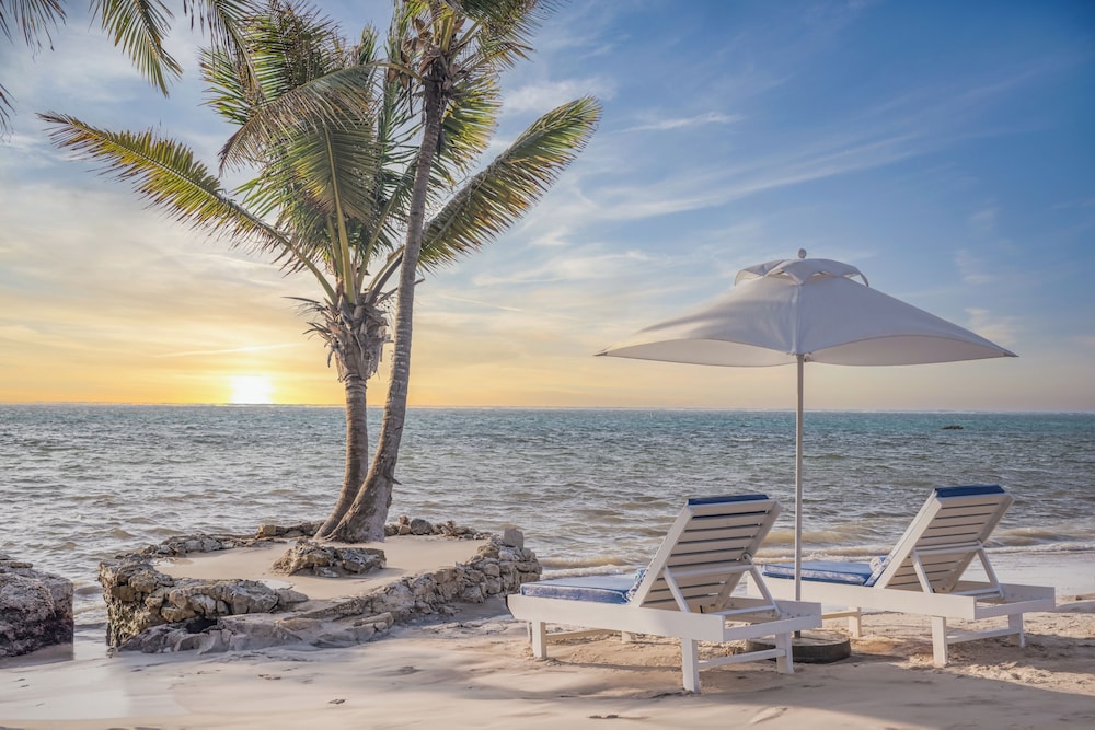 Margaritaville Beach Resort Ambergris Caye 35/50