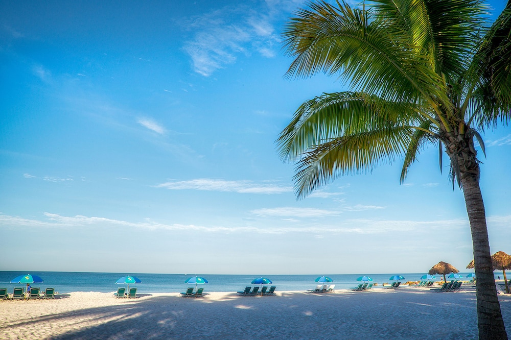 The Naples Beach Hotel and Golf Club 36/46