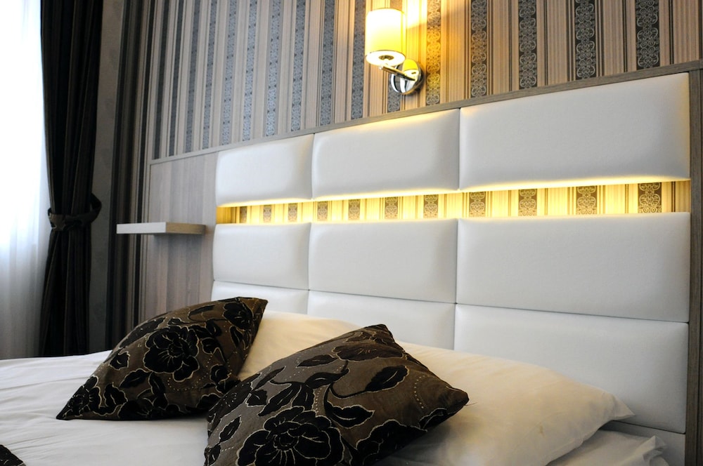 Nil Hotel 35/61
