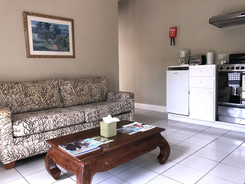 Marigot Beach Club and Dive Resort 14/75