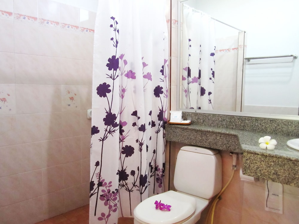 LANTA IL MARE BEACH RESORT 68/73