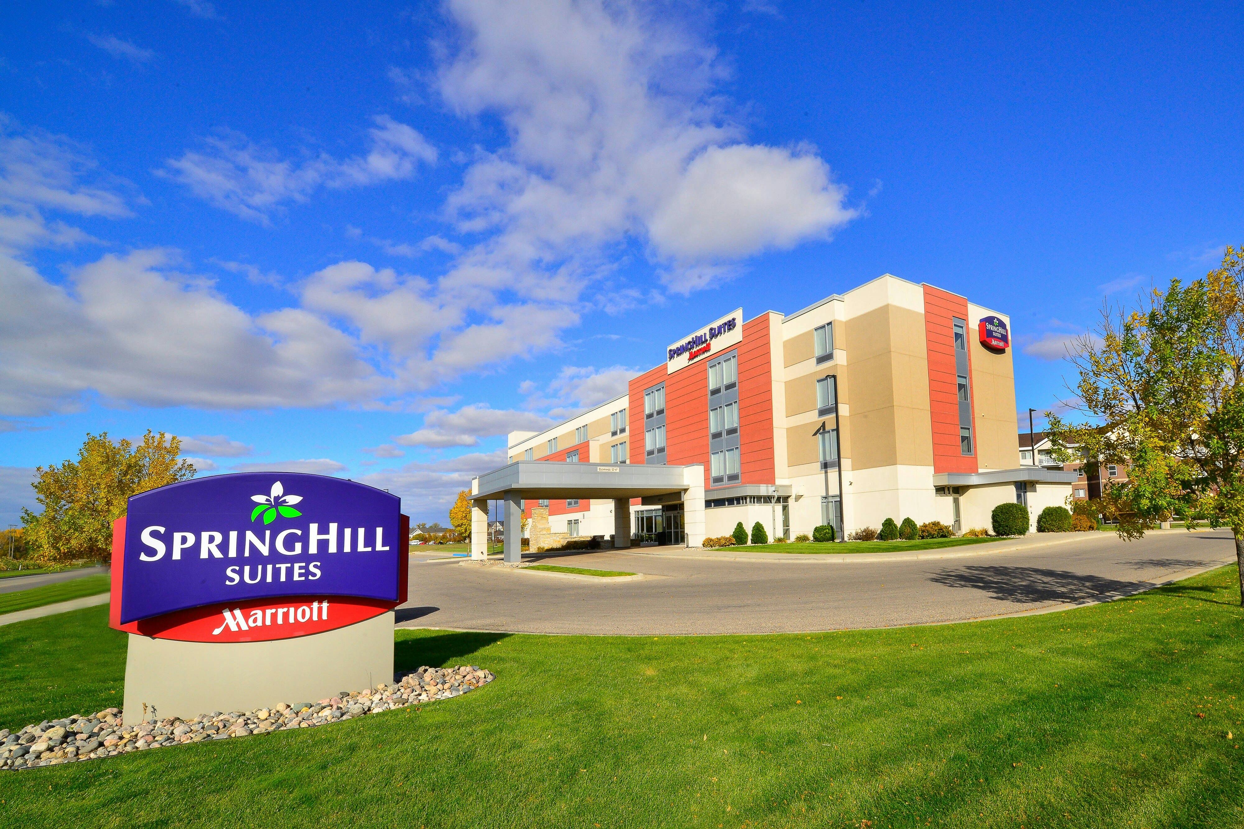 SpringHill Suites by Marriott Grand Forks 1/35