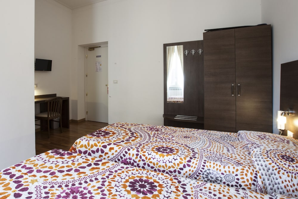 Albergo Amalfi Milano 30/67