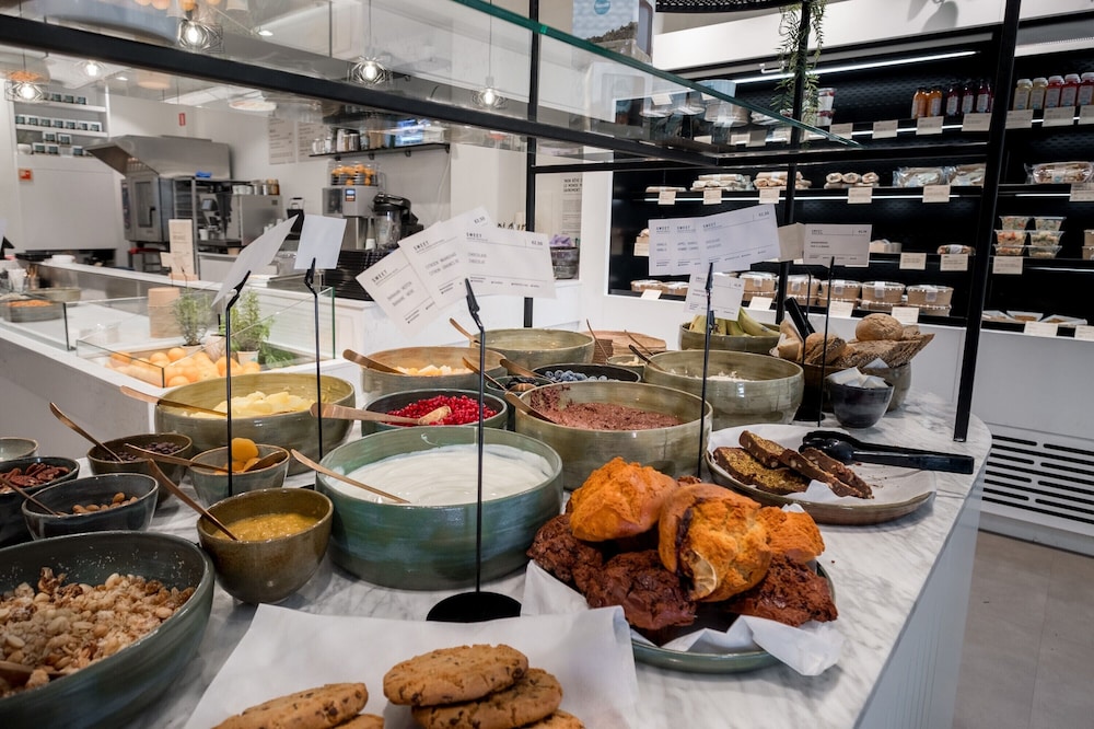 restaurant-cafeteria