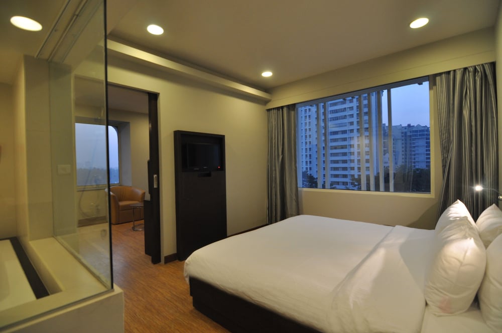 SUPERIOR, TWIN BEDS