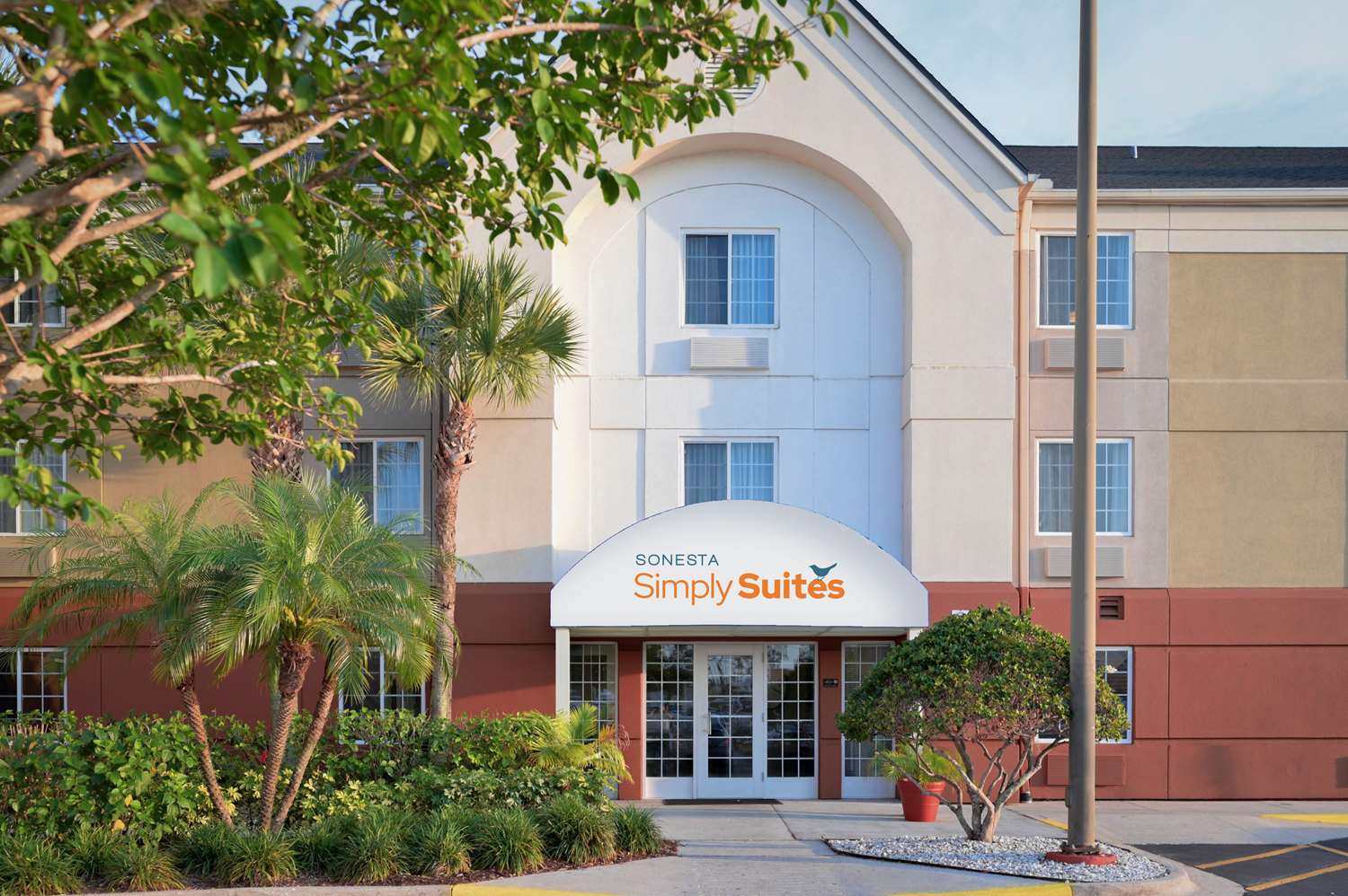 Sonesta Simply Suites Clearwater 2/43