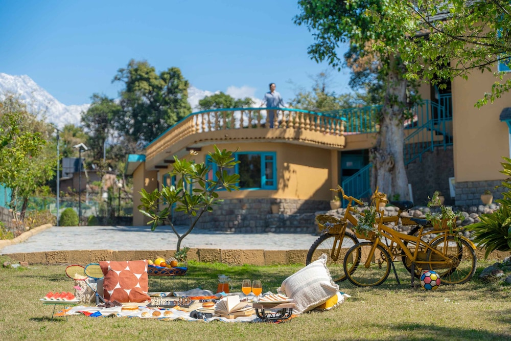 Tree Of Life Birdsong Chalets, Dharamshala 40/50