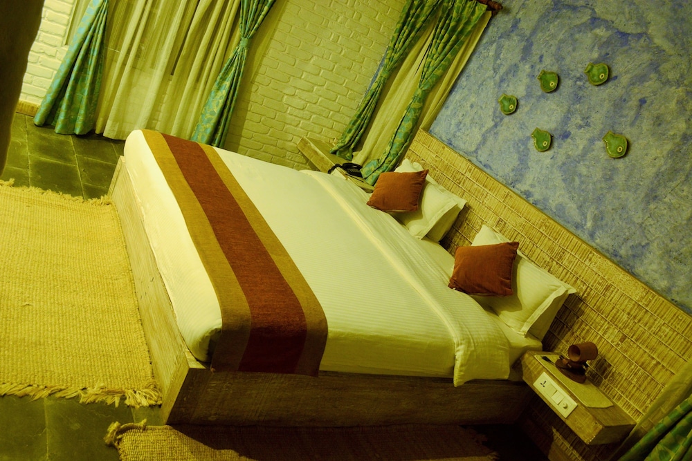 Glacier Hotel and Spa 20/72