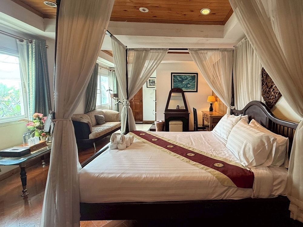 SUPERIOR, DOUBLE BED