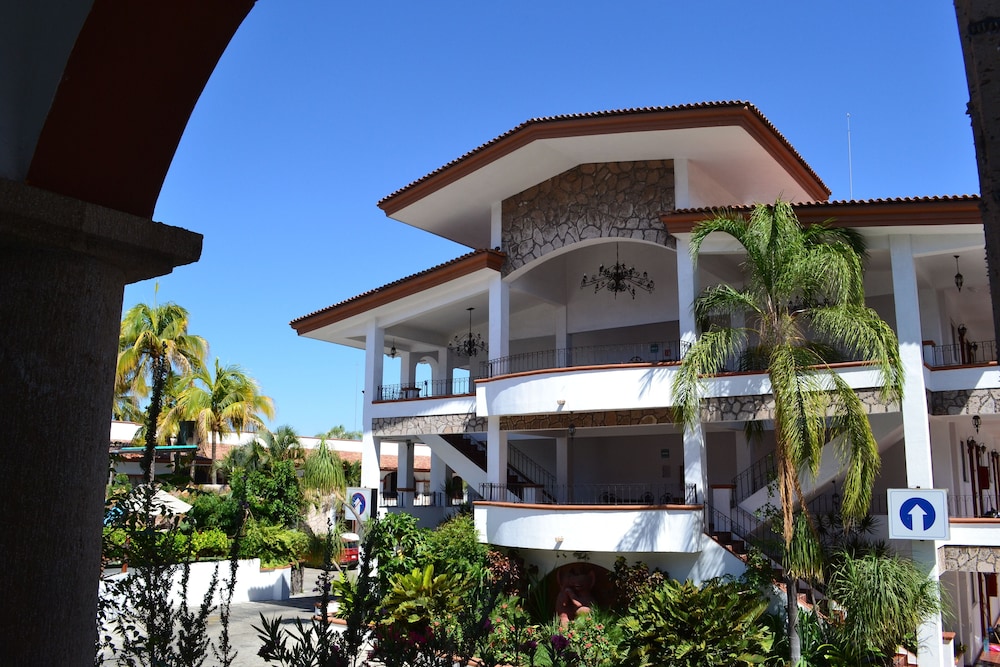 Hotel Maria Isabel 4/69