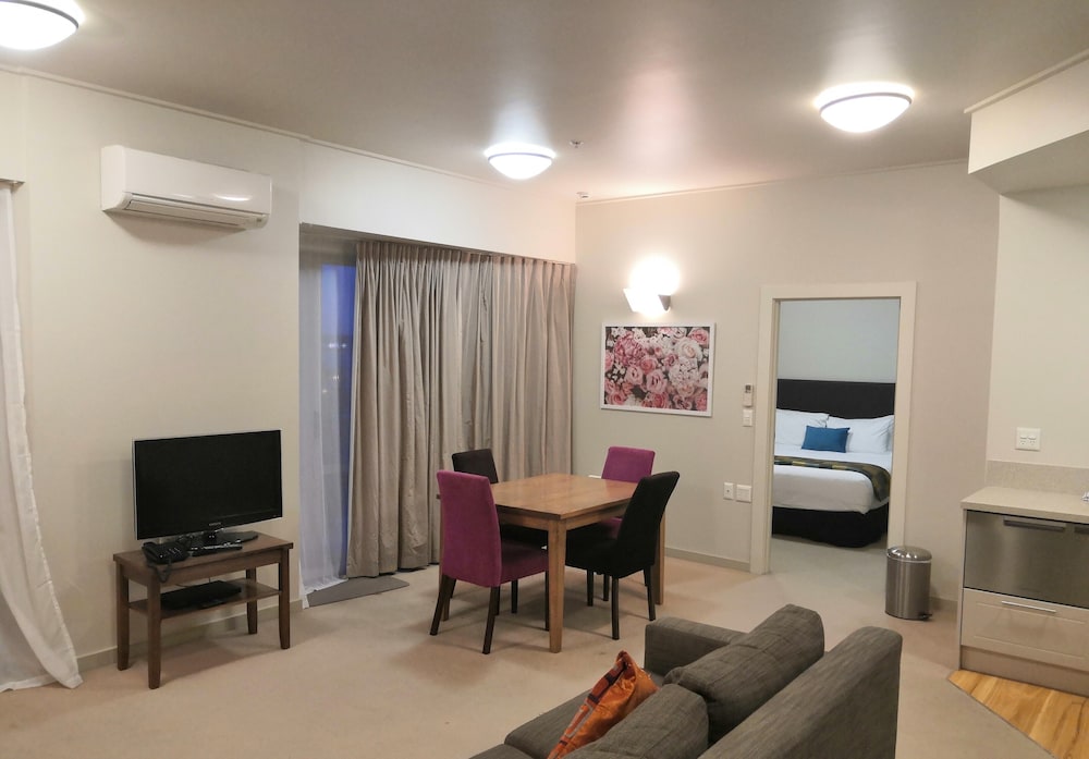 Ocean Breeze Hotel Takapuna 30/41