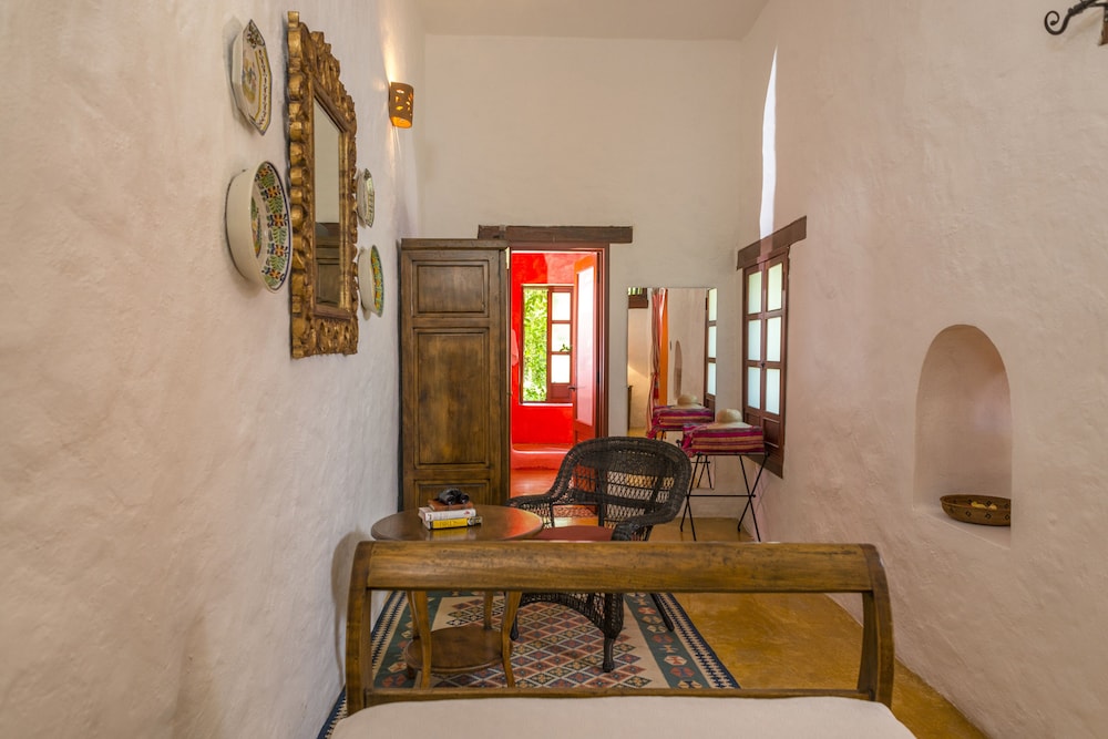 Hacienda Santa Cruz 10/68