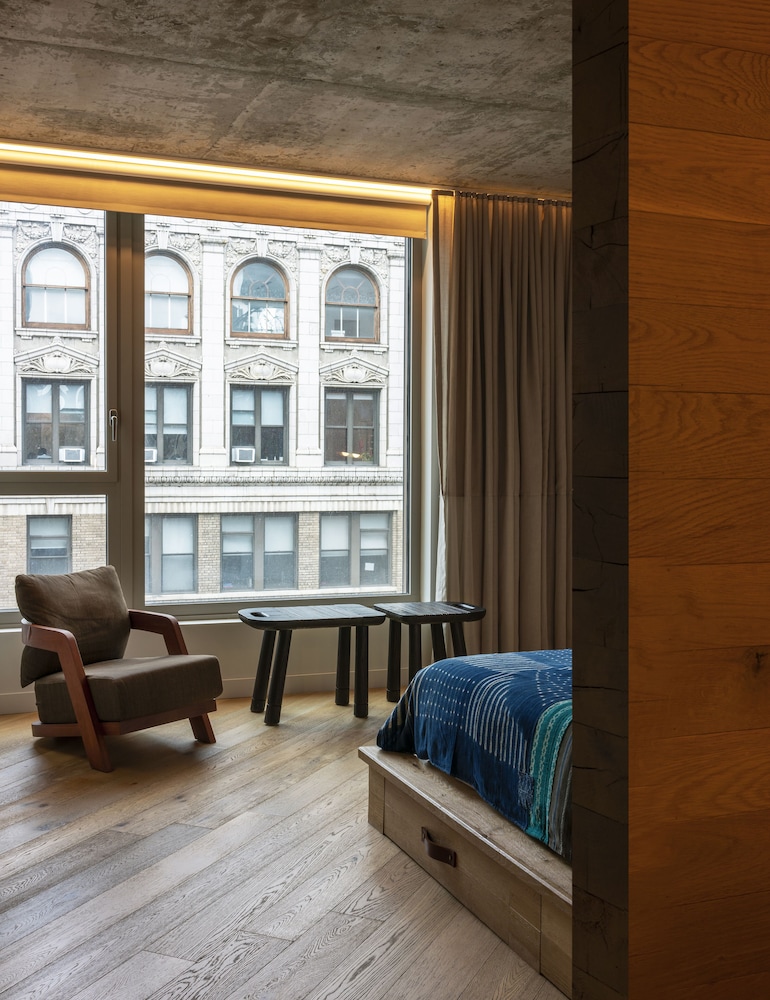 Made Hotel 40/56