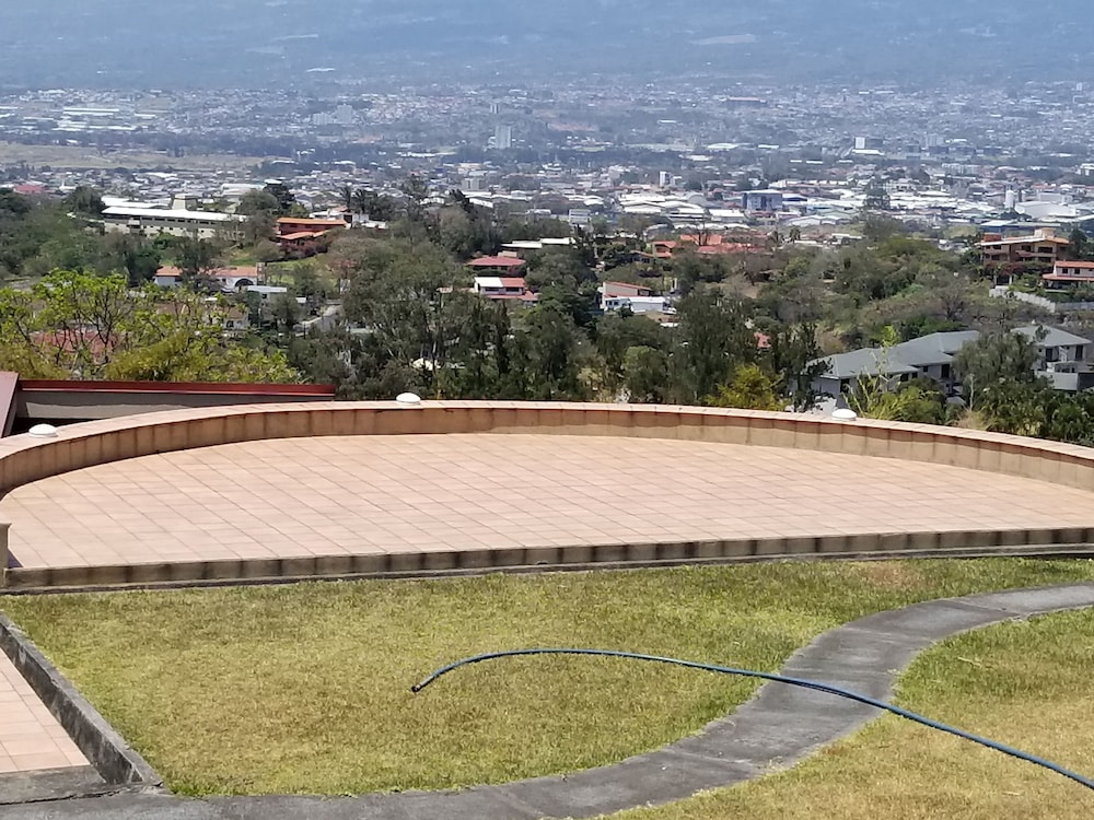 Hostel Monte Campana Escazu 26/50