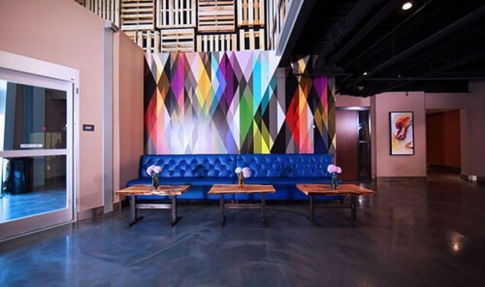 WAREHOUSE HOTEL 5/41