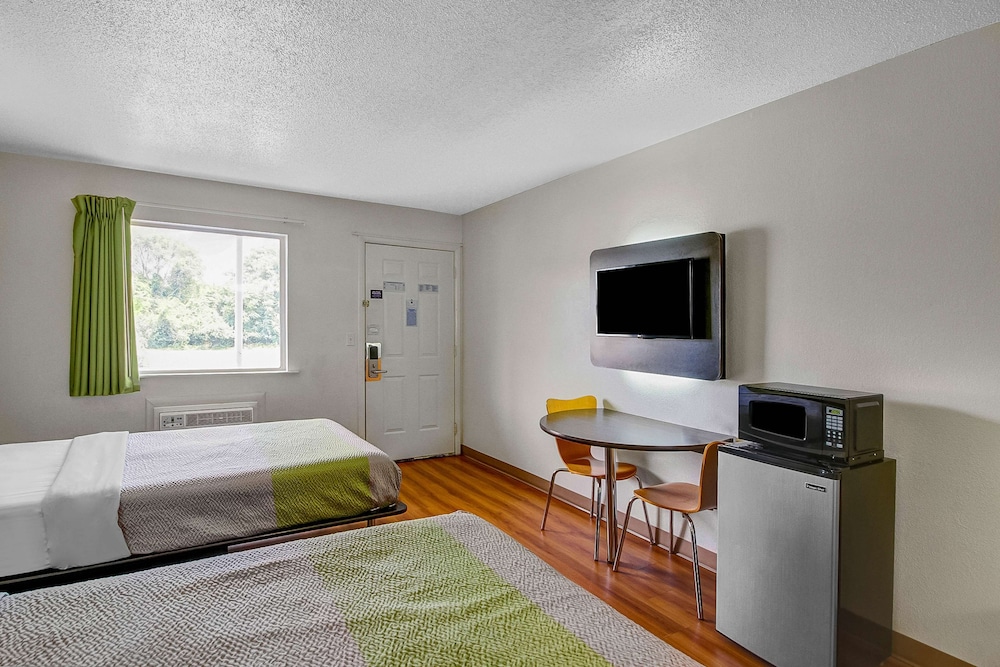 Motel 6 Charles Town Wv 31/60