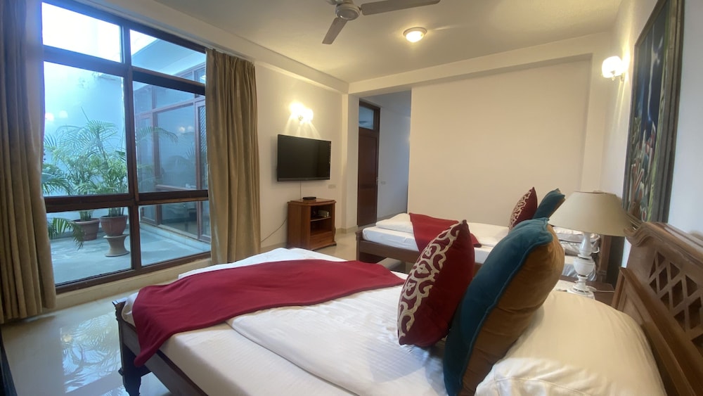 The Stay Inn 14/50