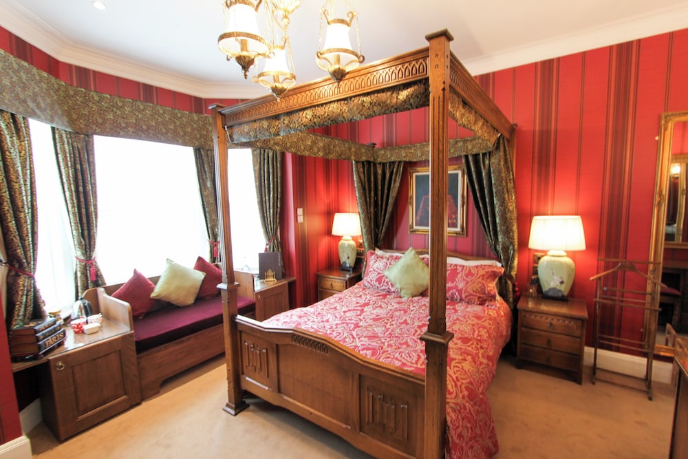 King Bed