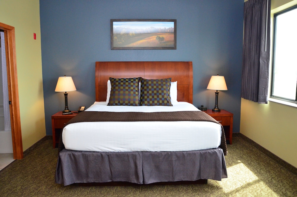 Cobblestone Inn and Suites Newton (ex. Boulders Inn & Suites) 27/55