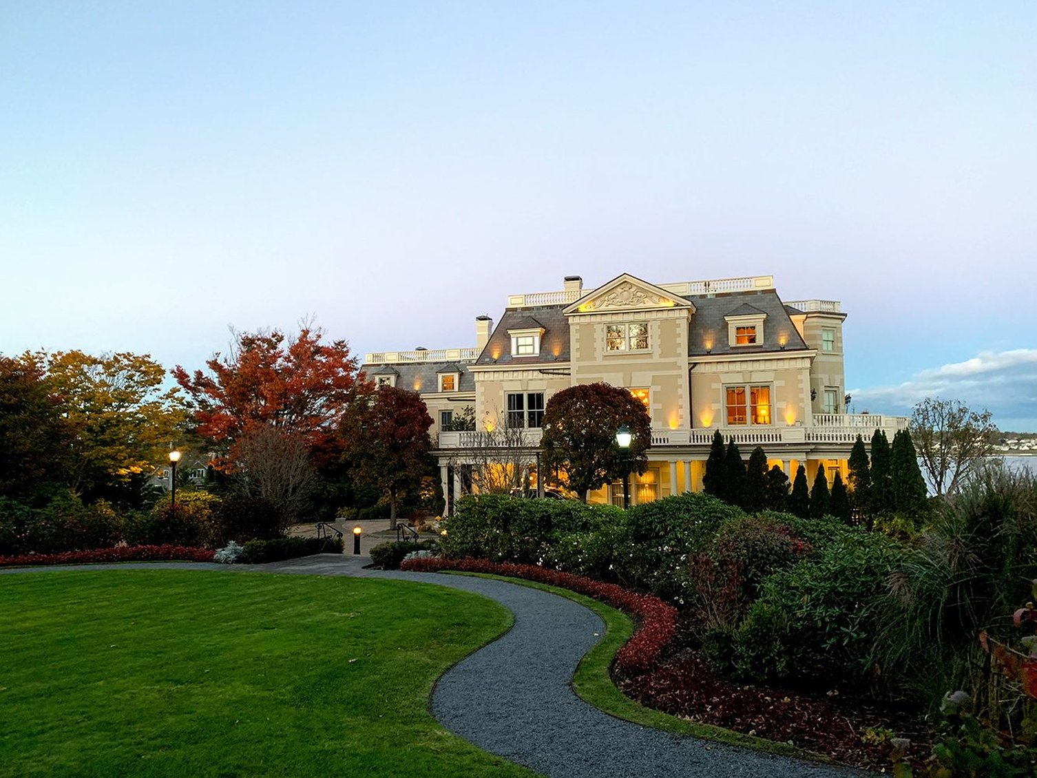 The Chanler at Cliff Walk 80/82