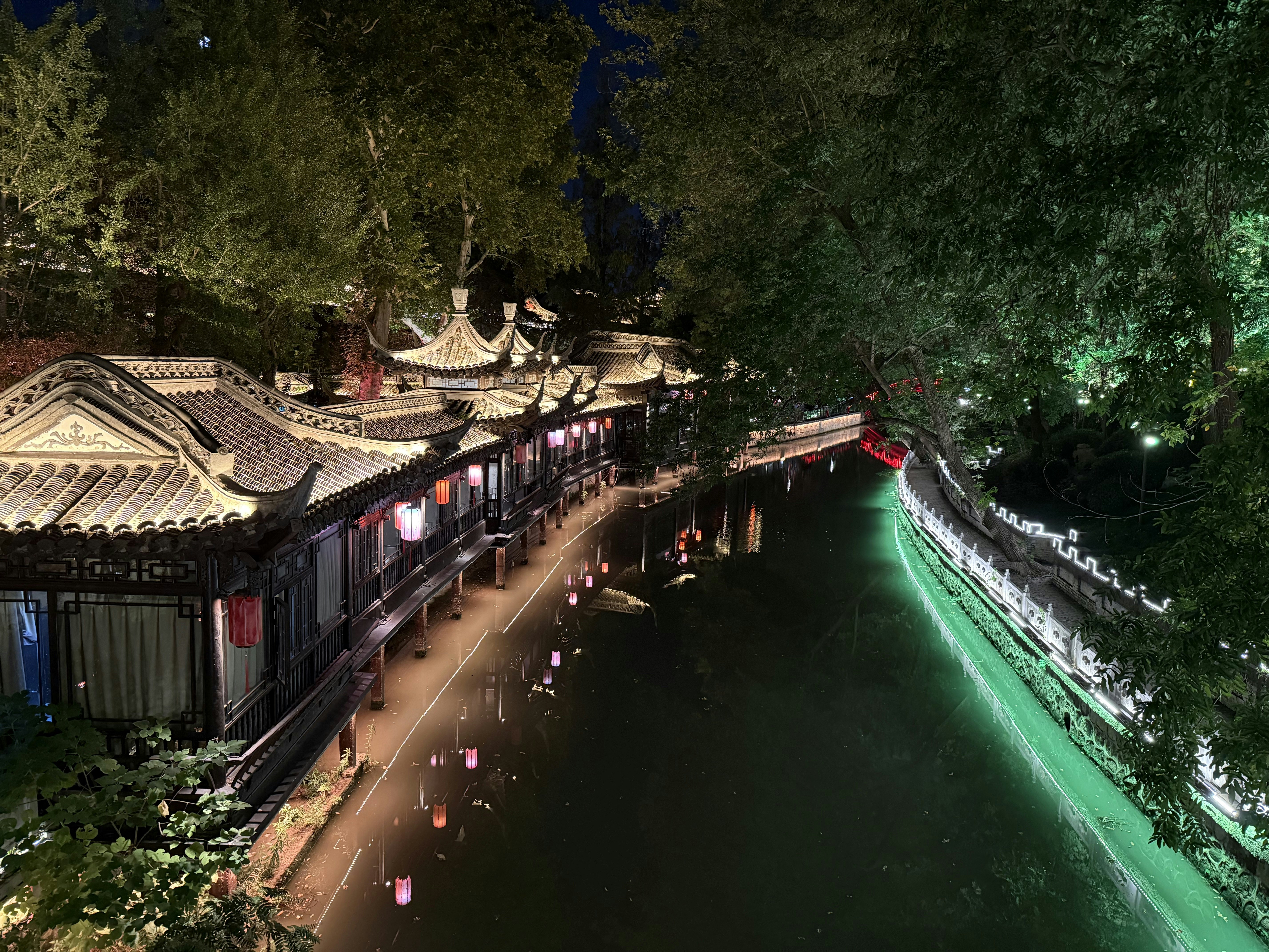 Holiday Inn Express Yangzhou City Center 68/71