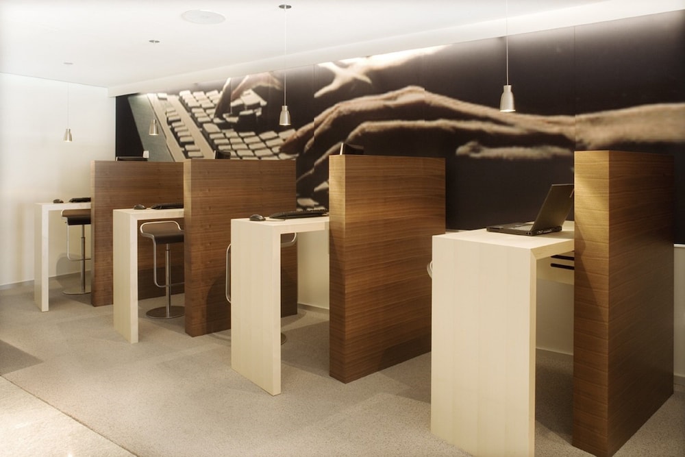 Movenpick Hotel Zurich Airport 11/68
