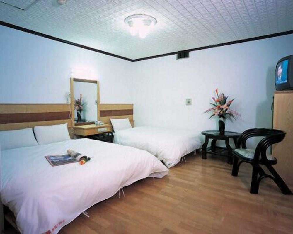 Seng-Kuo Hotel 24/44