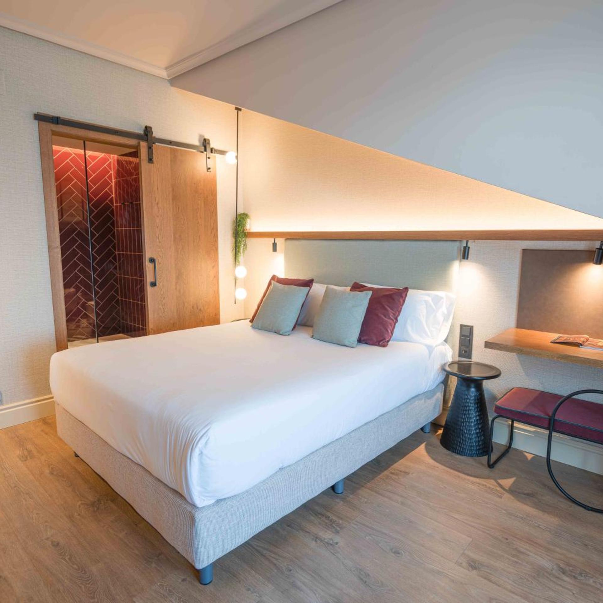 Jova Hotel 18/73