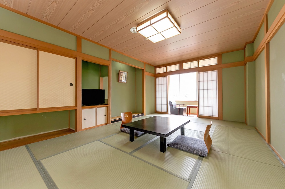 Itoen Hotel New Sakura 27/35