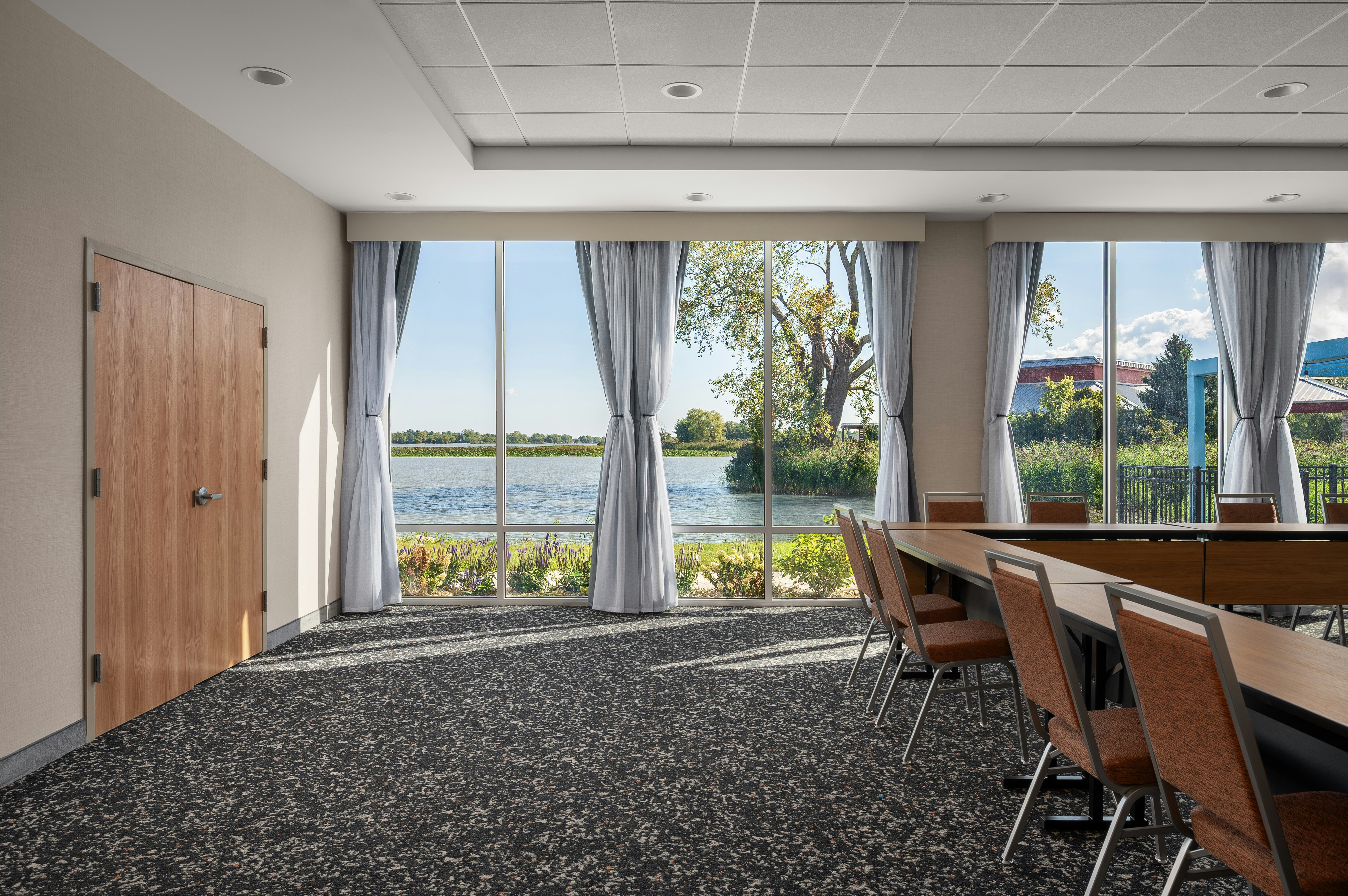 Hampton Inn & Suites by Hilton Port Clinton Catawba Island 18/39