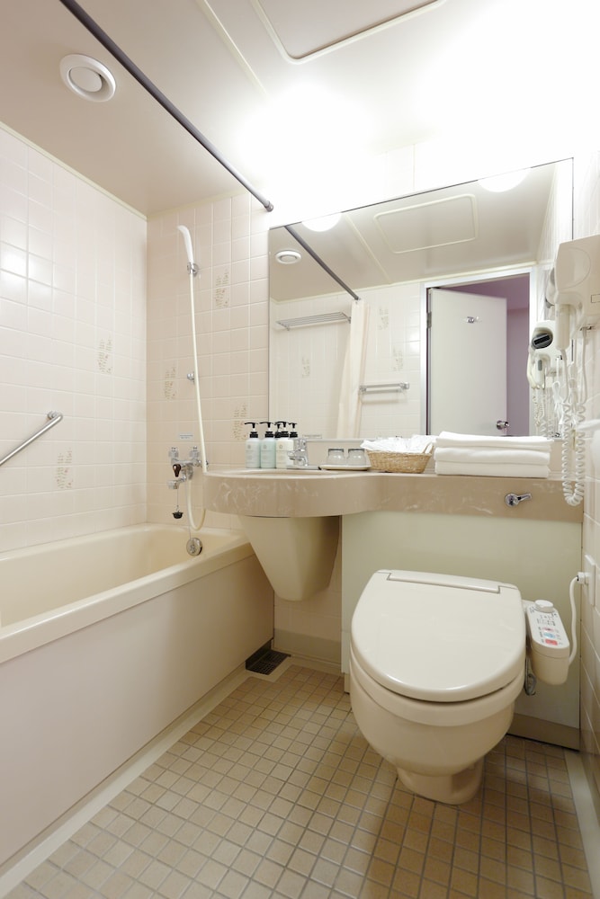 ANA Crowne Plaza Akita by IHG 48/50