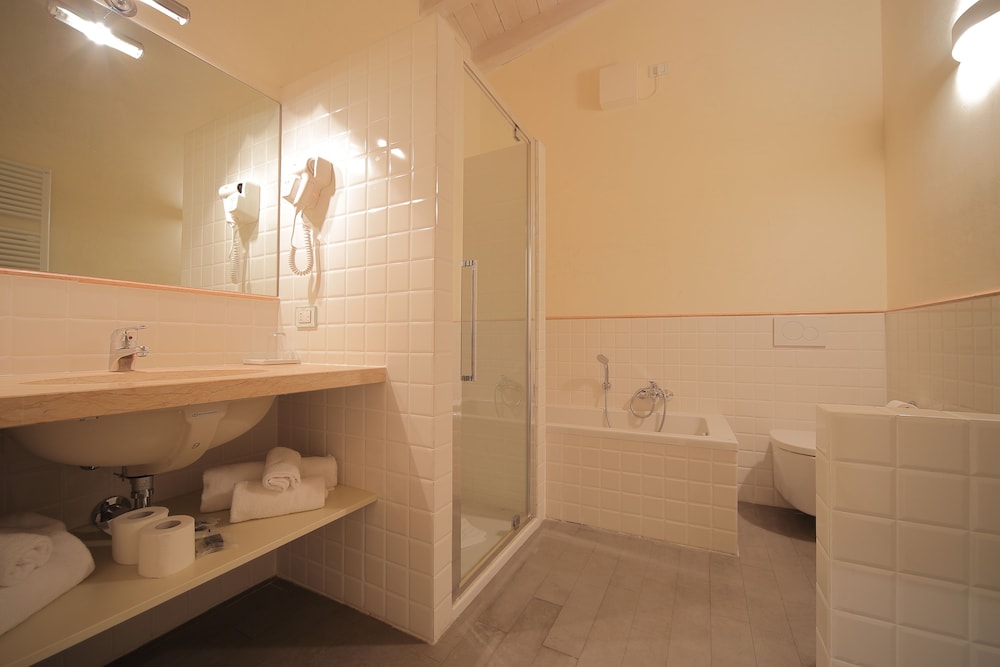 Hotel Villa Moron 46/50