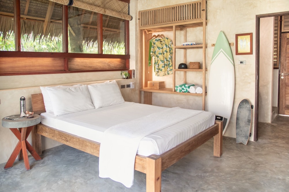 Bravo Beach Resort 8/30