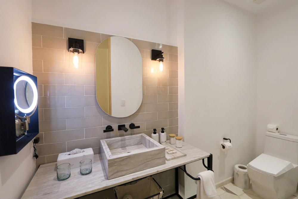 L Otel Doce 18 Concept House 56/60