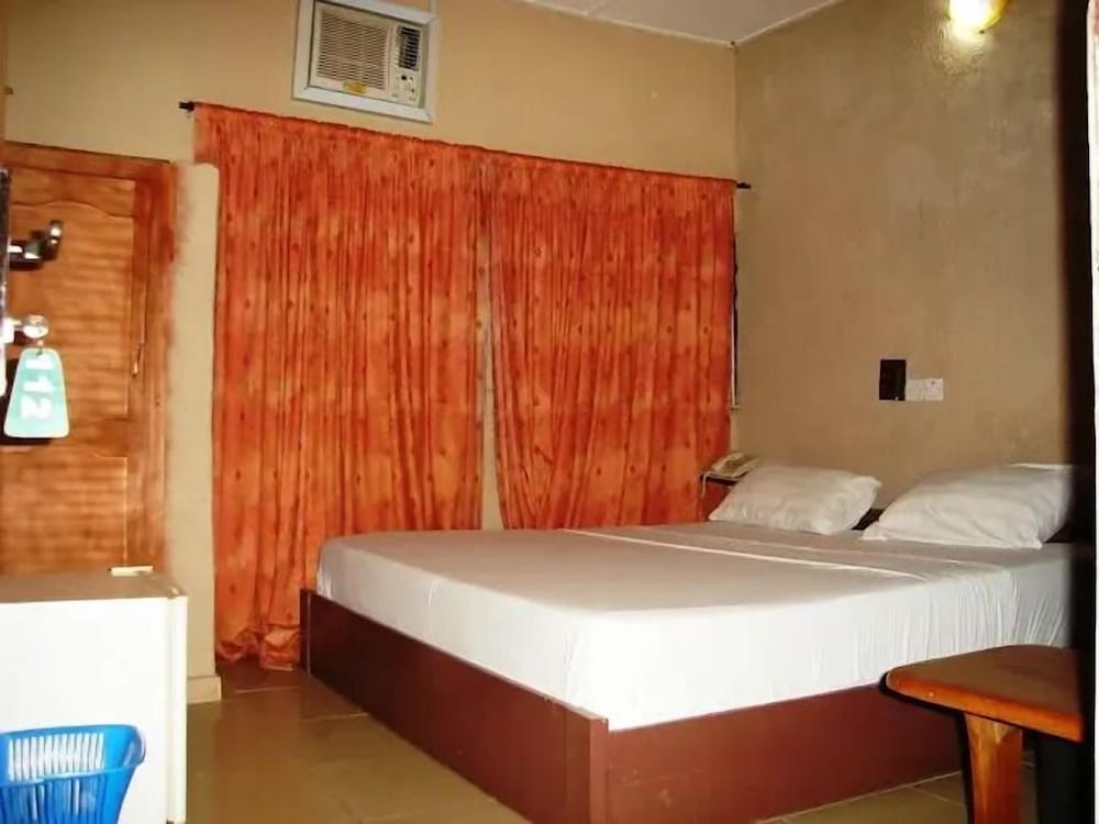 Abeokuta Hill View Hotel 6/50