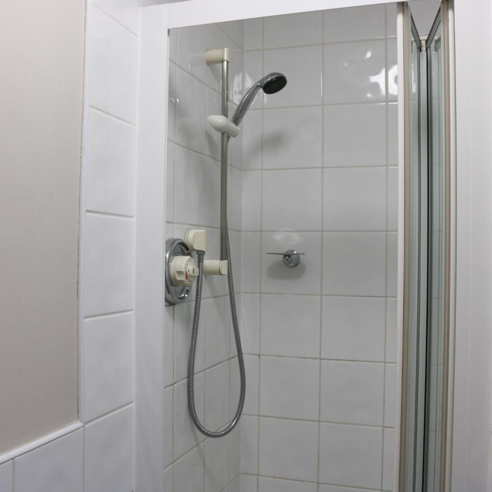 غرفة مفردة، Bartley Lodge Hotel 6/6