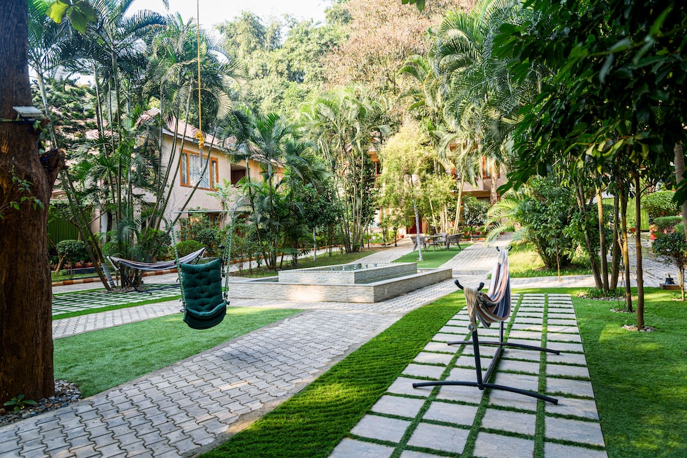 GREEN WOOD RESORT 44/50