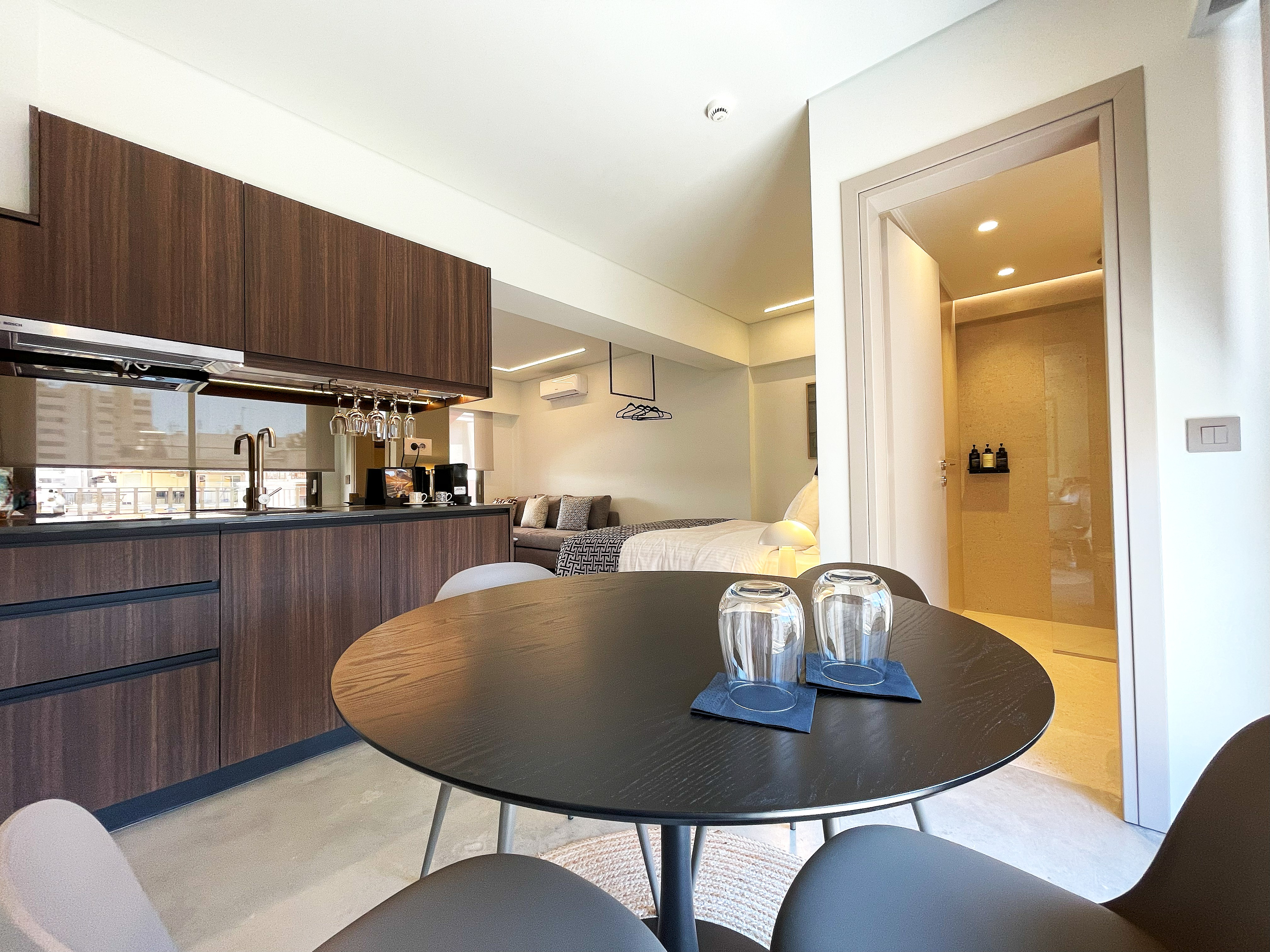 THE NIXON Luxury Suites and Apartments Athens 44/63